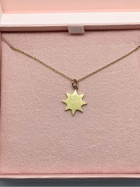 IN SEARCH OF ~ Jennifer Meyer Gold Sun/Star Pendant Necklace